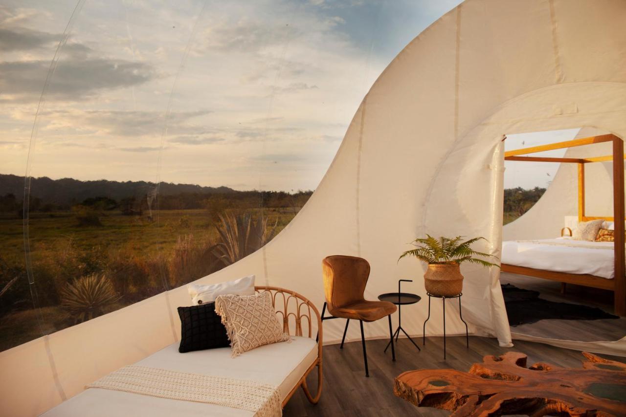 Green Land Bubble Glamping By Mint 카바레테 외부 사진