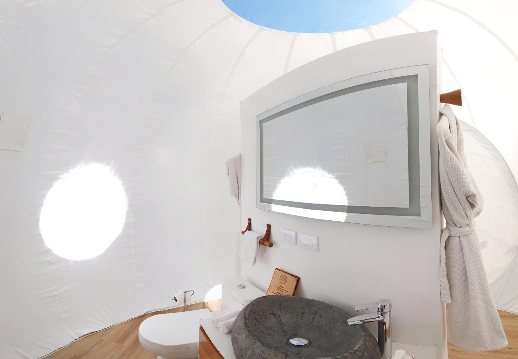 Green Land Bubble Glamping By Mint 카바레테 객실 사진